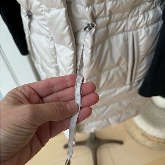 Linda Richards Vest - Picture 2 of 14